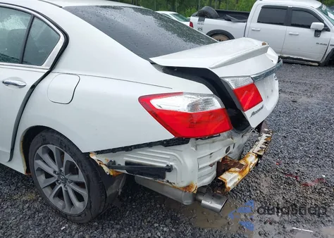 2015 Honda Accord Sport из США, поврежденный, VIN 1HGCR2F51FA100131